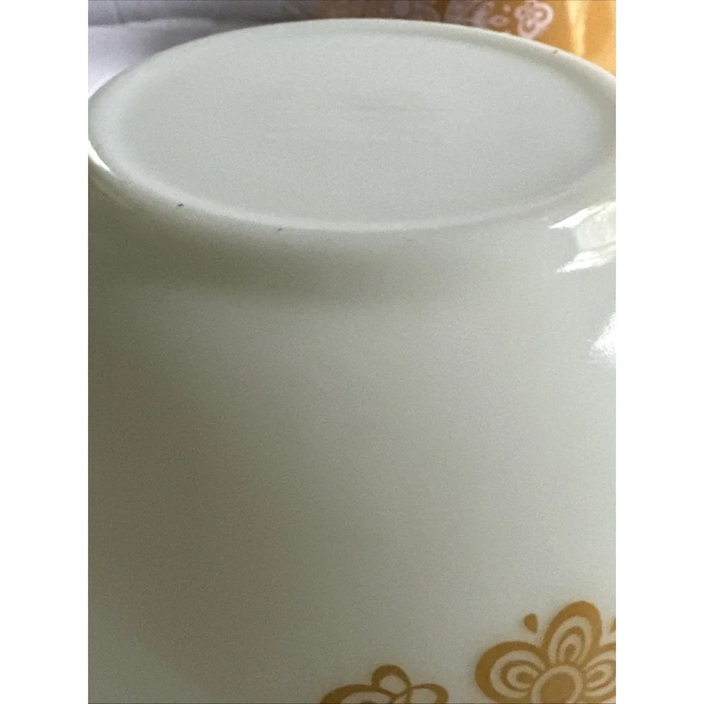Vintage Pyrex Butterfly Gold 401 402 Nesting Mixing Bowl Set White Milk Glass